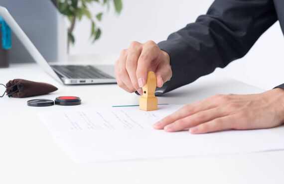 お忙しい場合の銀行手続きもしっかりと代行 | 中野区で相続のお悩みならナカミチ行政書士事務所